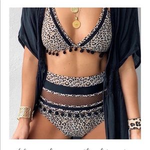 Women’s bathing suit
